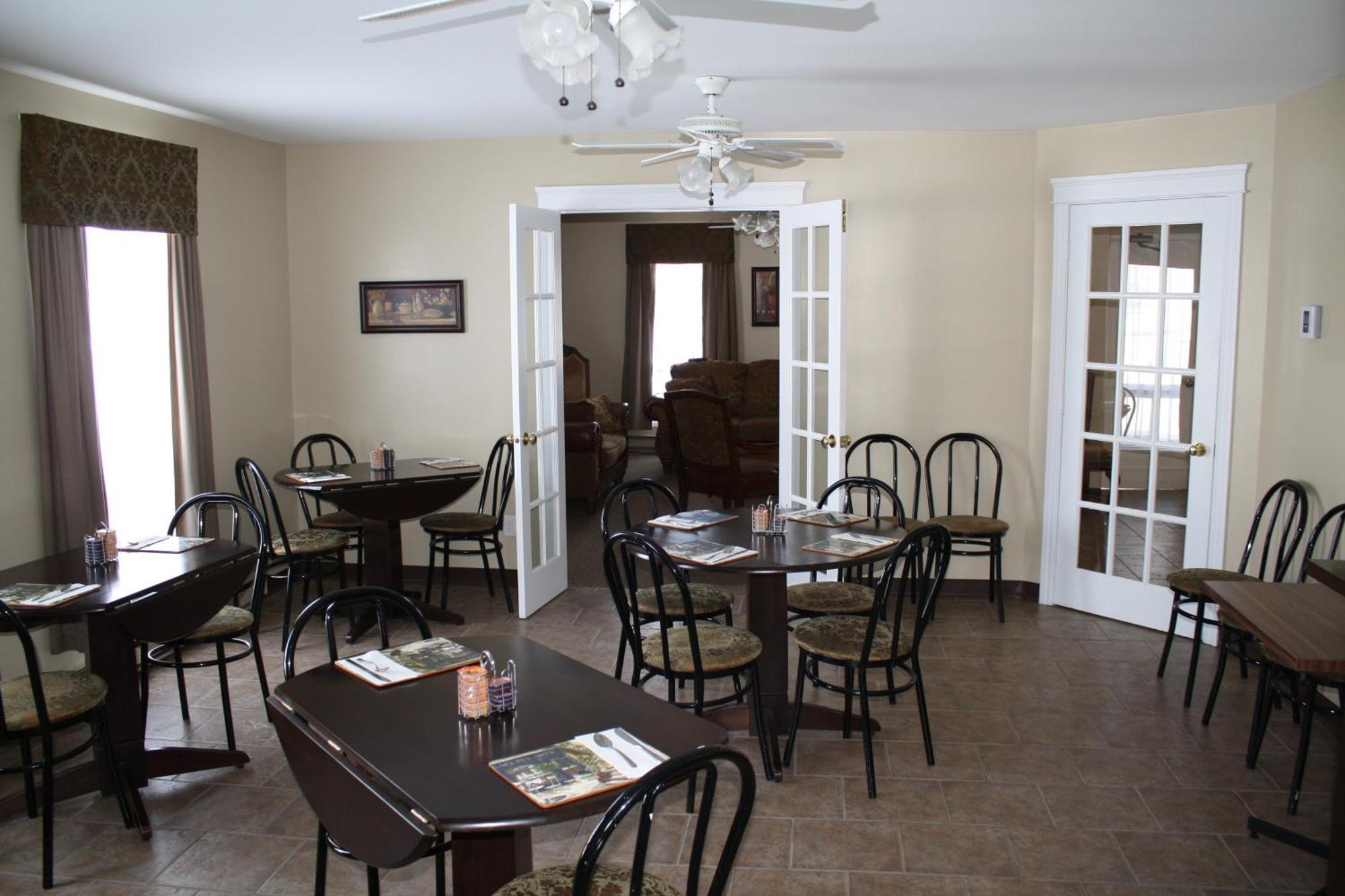 The Country Inn Motel Гандер Екстериор снимка